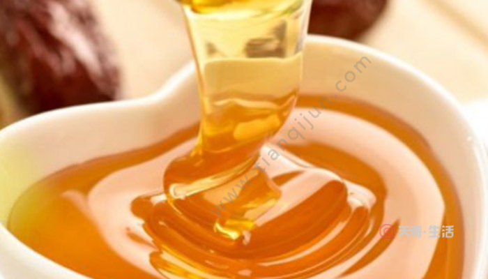 What degree of water is best for making honey? Should honey be made with boiling water or warm water?(图2) What degree of water is best for honey?