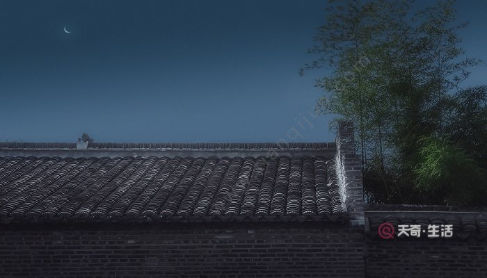 What kind of picture does the first two sentences of Zhu Shi depict? What does the first two sentences of Zhu Shi depict?(图2) What kind of picture do the first two sentences of Bamboo and Stone paint?