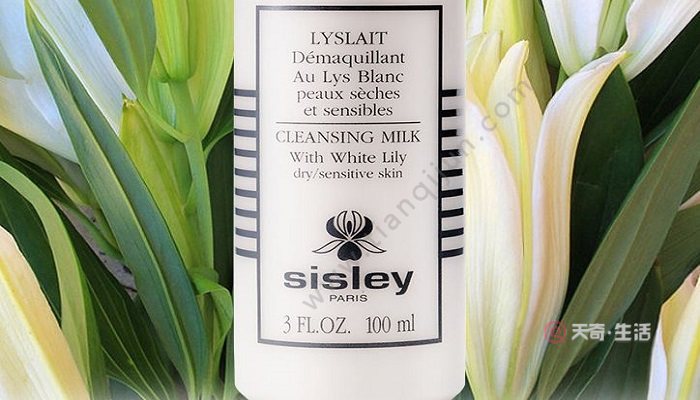 How to use Sisley Lily Cleanser