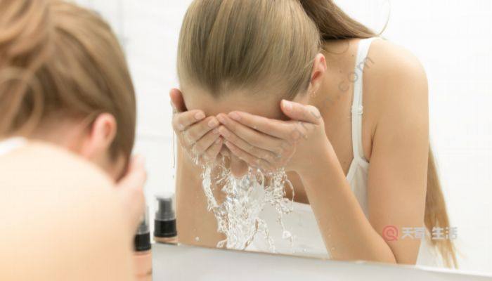 What is the use of face wash puff? How to use face wash puff?(图3) What is the use of a face wash